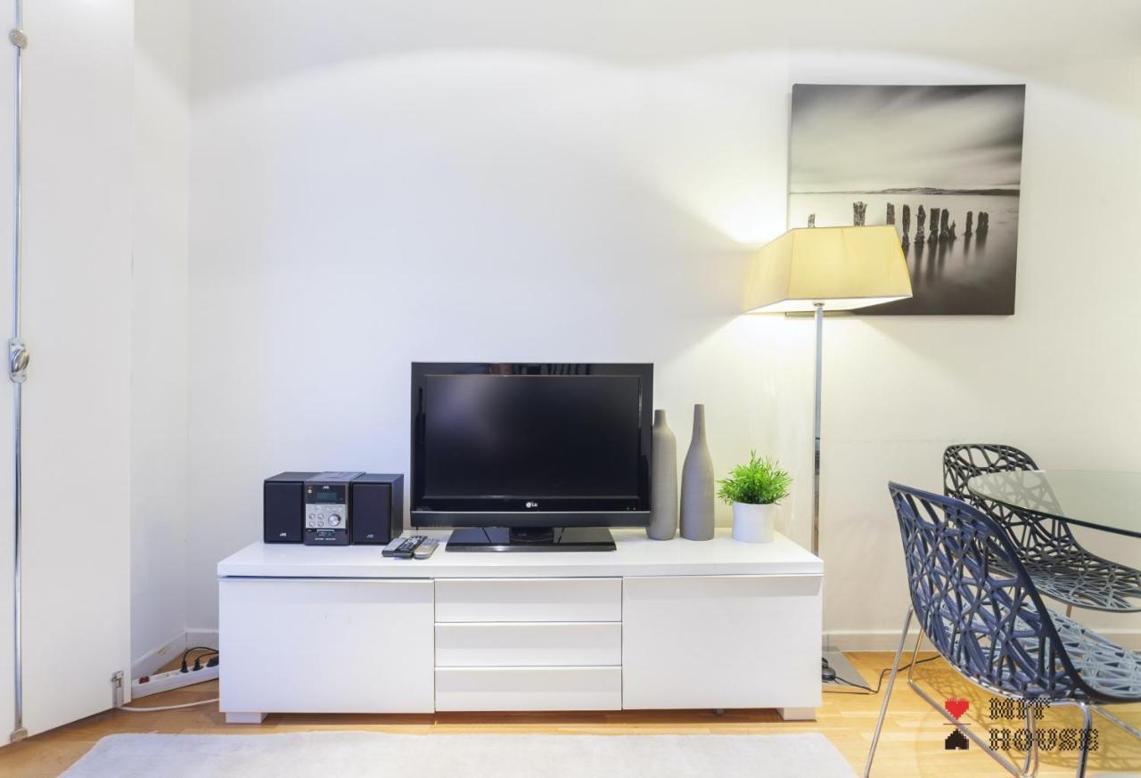 Mit House Puerta Del Sol III En Madrid Apartment Екстериор снимка