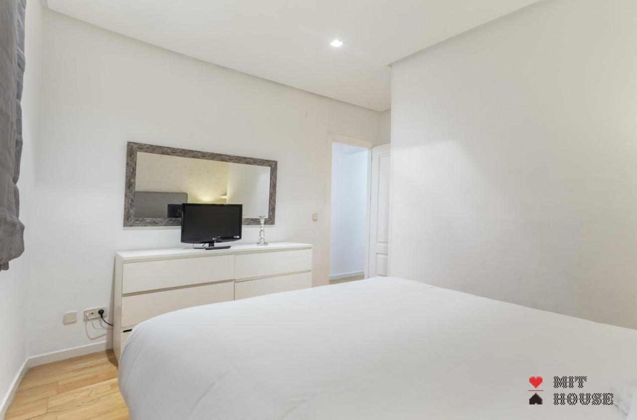 Mit House Puerta Del Sol III En Madrid Apartment Екстериор снимка